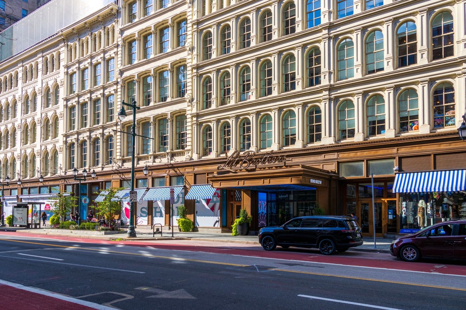 7 Ways Commercial Awnings Transform Storefront Design (2).jpg