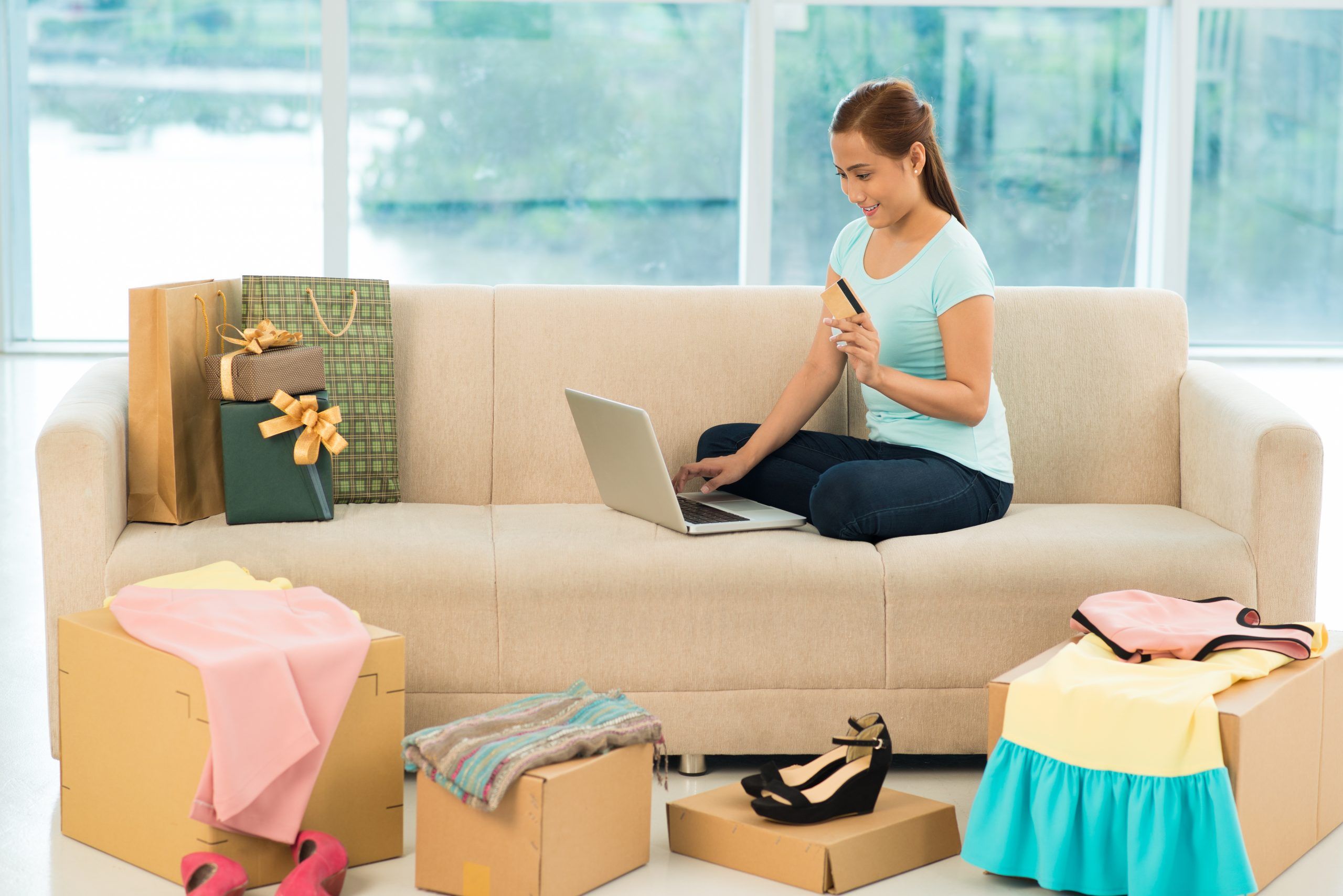 4 Tips When Shopping For Clothes Online