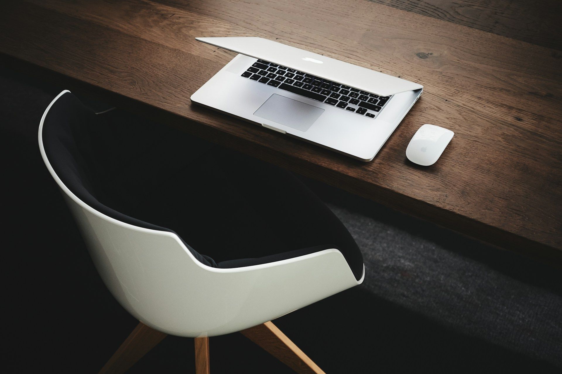 Affordable Office Updates That Improve Appearance (2).jpg