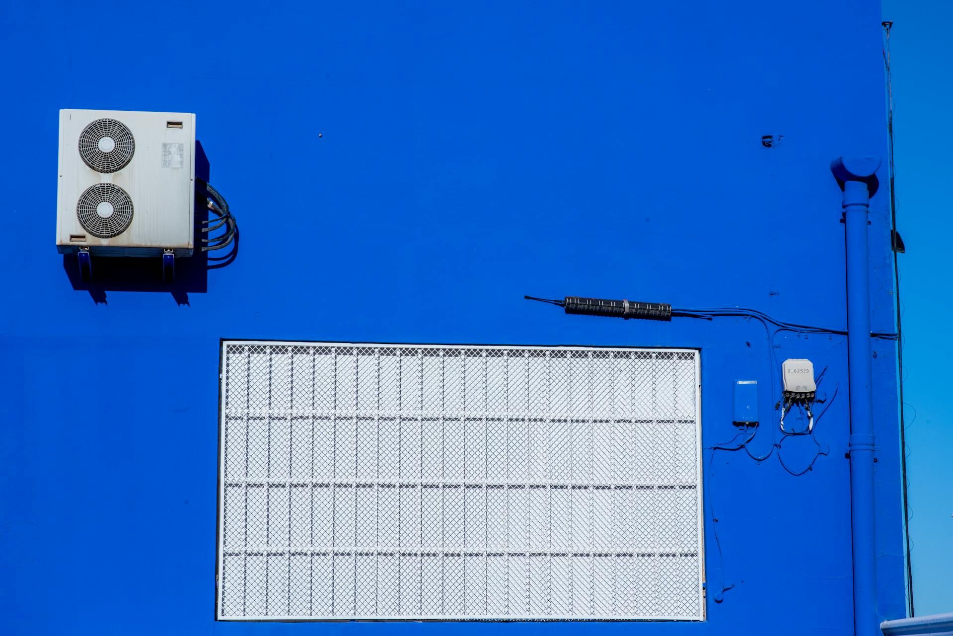 Dealing With HVAC Issues on Your Business Premises A Full How-to Guide (2).jpg