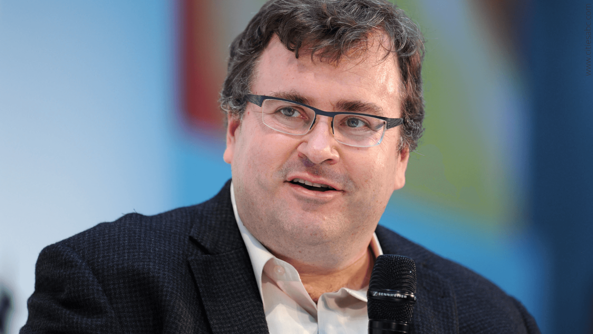 LinkedIn Co-Founder Reid Hoffman Presents ‘Impromptu’ The First Ever Book Written With GPT-4 (1).png