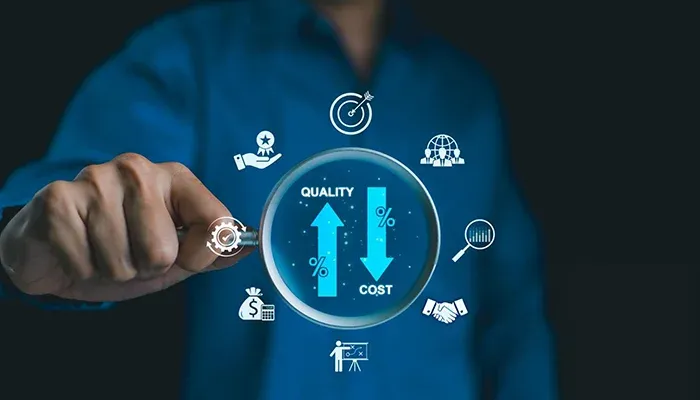 Pros and Cons of a Career in Consumer Services