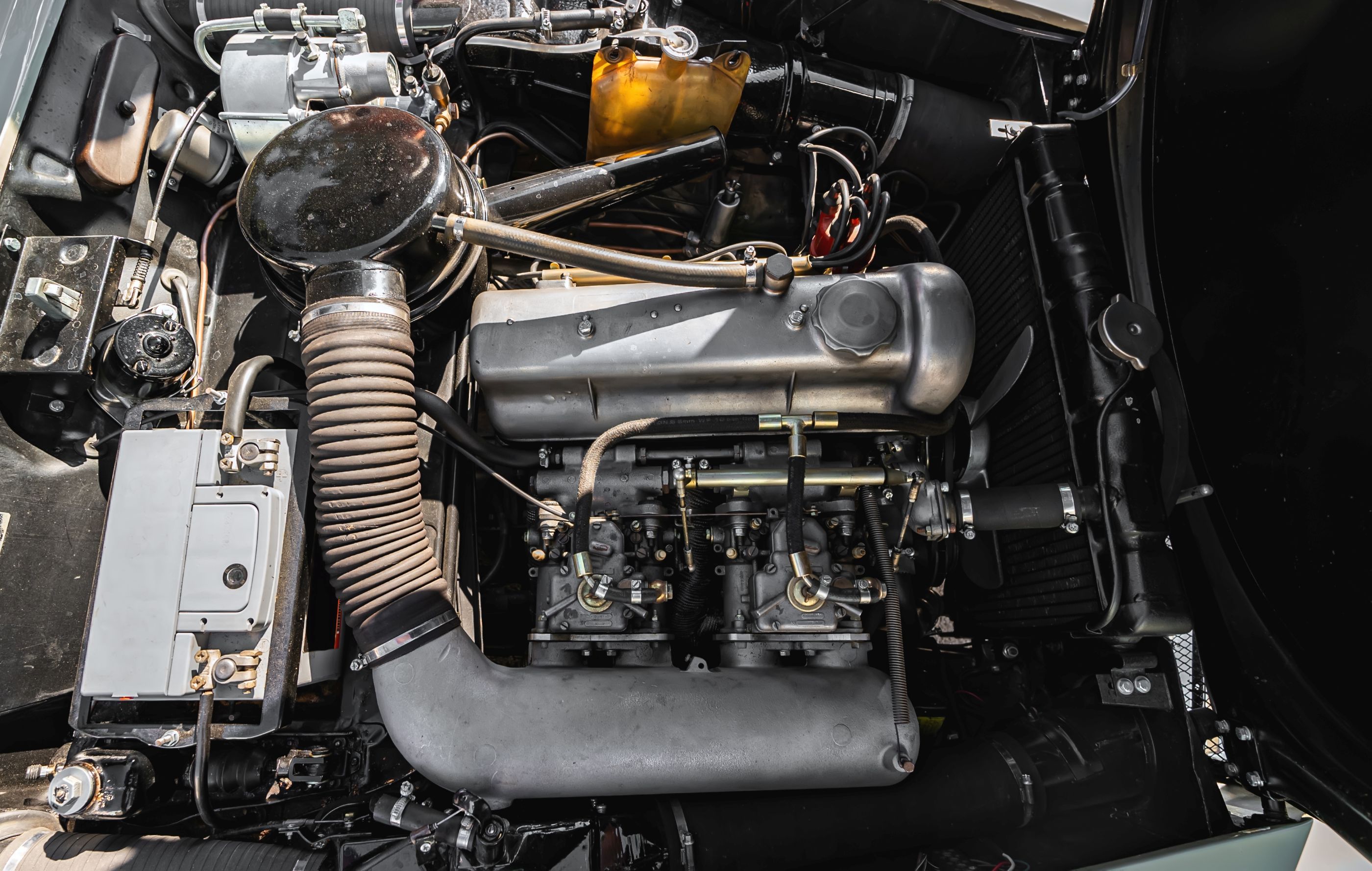 Restoring Classic Ford Cars Where to Start and What to Avoid (2).jpg