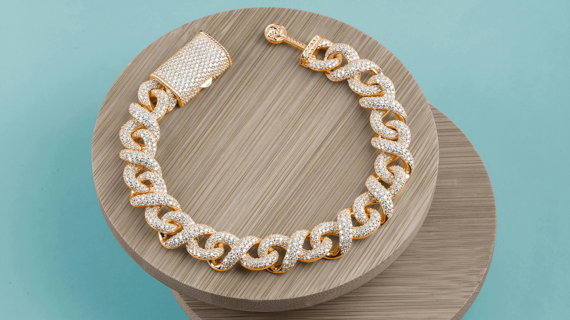 Style and Occasion: When to Wear a Tennis Chain vs Cuban Link Tennis Chain Style Tips