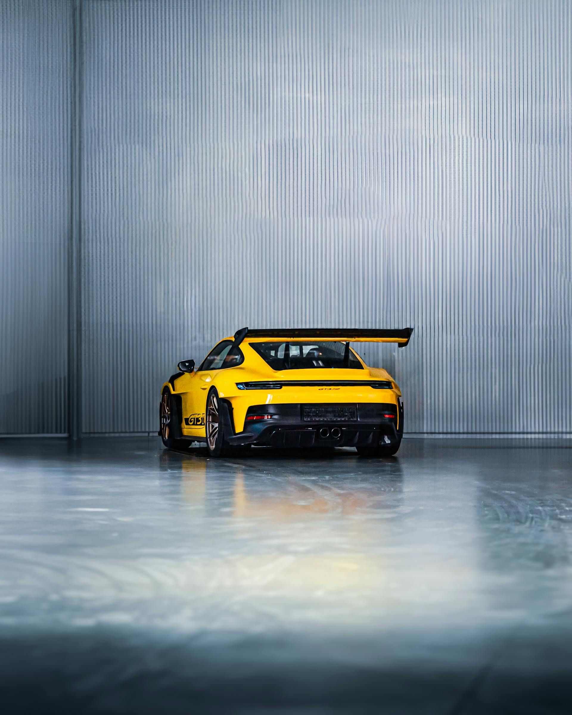 The Benefits of Using Professional Services to Sell Your Luxury Vehicle (2).jpg
