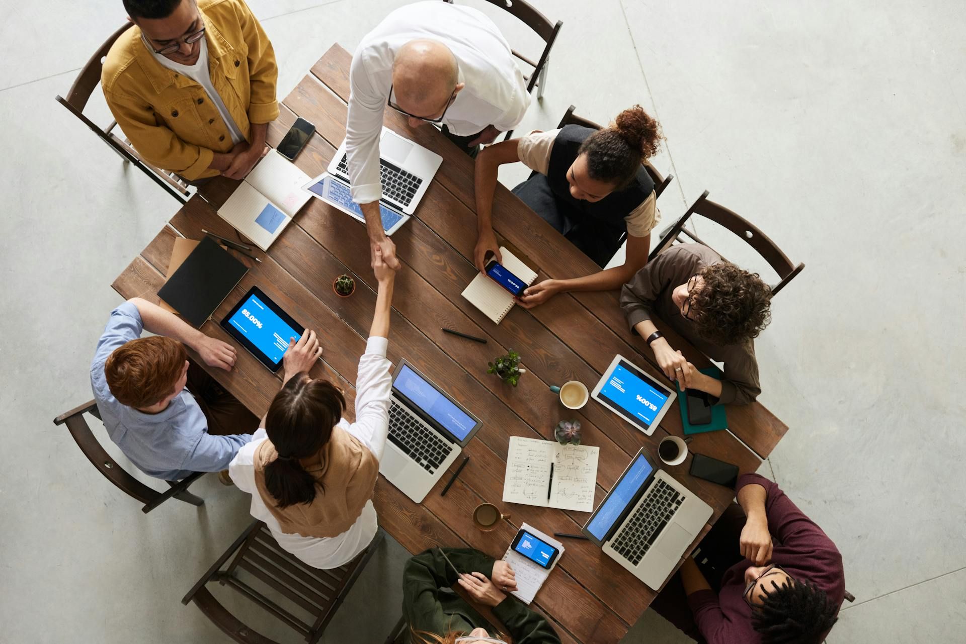 The Role of Leadership in Business Turnaround Lessons from Successful Recoveries (2).jpg