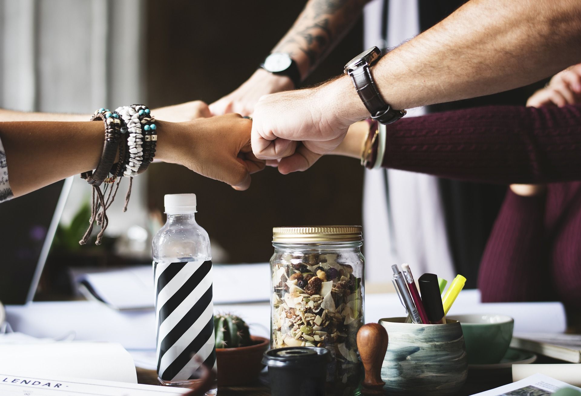 Why Corporate Gifts Are Key to Positive Business Culture (2).jpg
