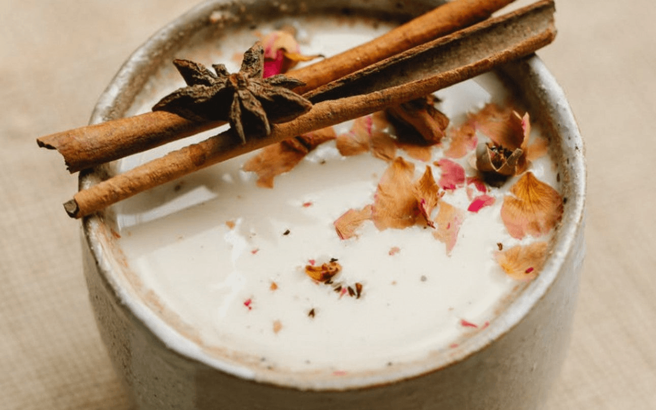 Descrição: Chai Tea Benefits for Skin | Chai in Skincare Products - UpCircle
